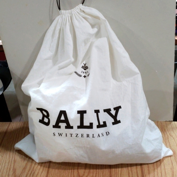 Vintage White Bally Drawstring Storage Dust Bag Sized 22.5 x 26-inches - Picture 1 of 5